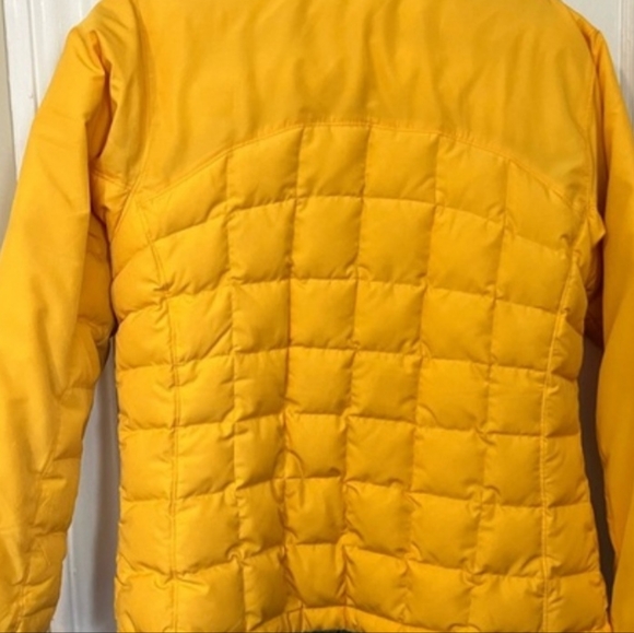 Down Jacket - Picture 2 of 4